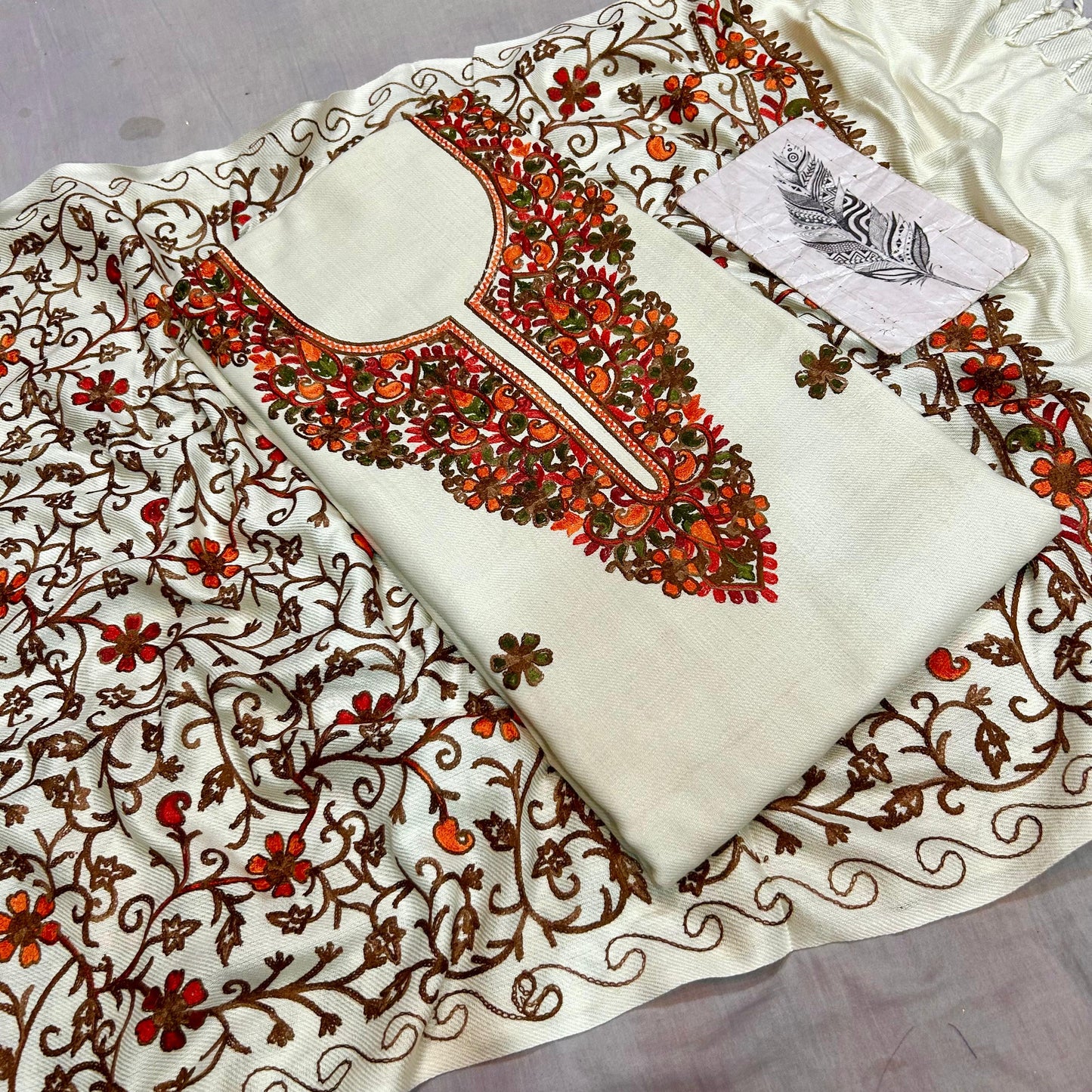 Winter Special Kashmiri Embroidered Unstitched Salwar Suit – Premium 3-Piece Set with Traditional Aari Work