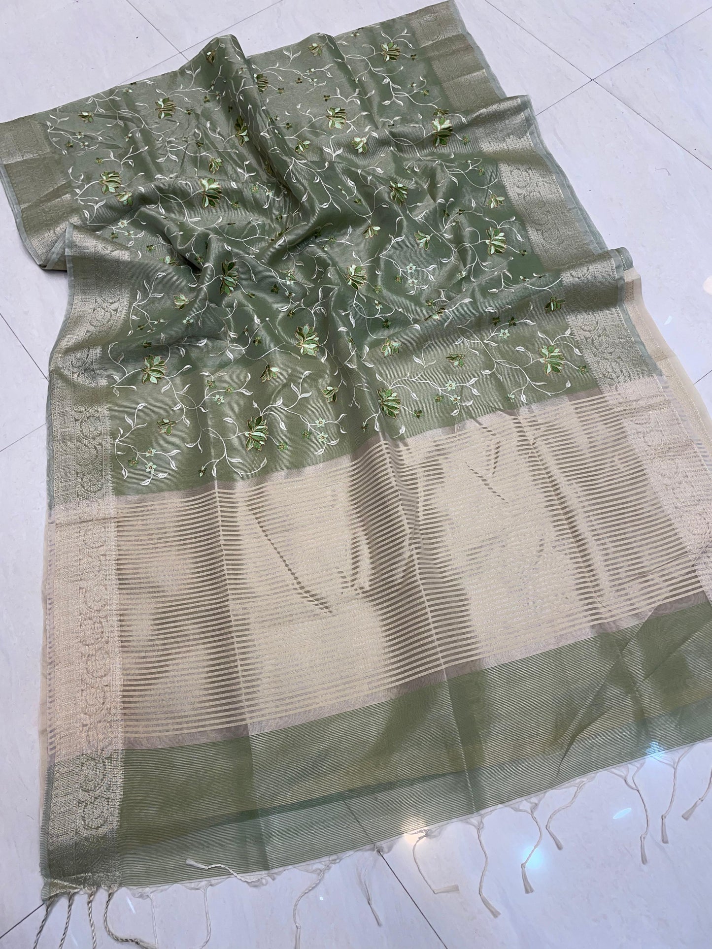 Authentic Olive Green Muslin Tissue Saree with Floral Embroidery & Zari Border | Lightweight Handloom Saree with Blouse Piece
