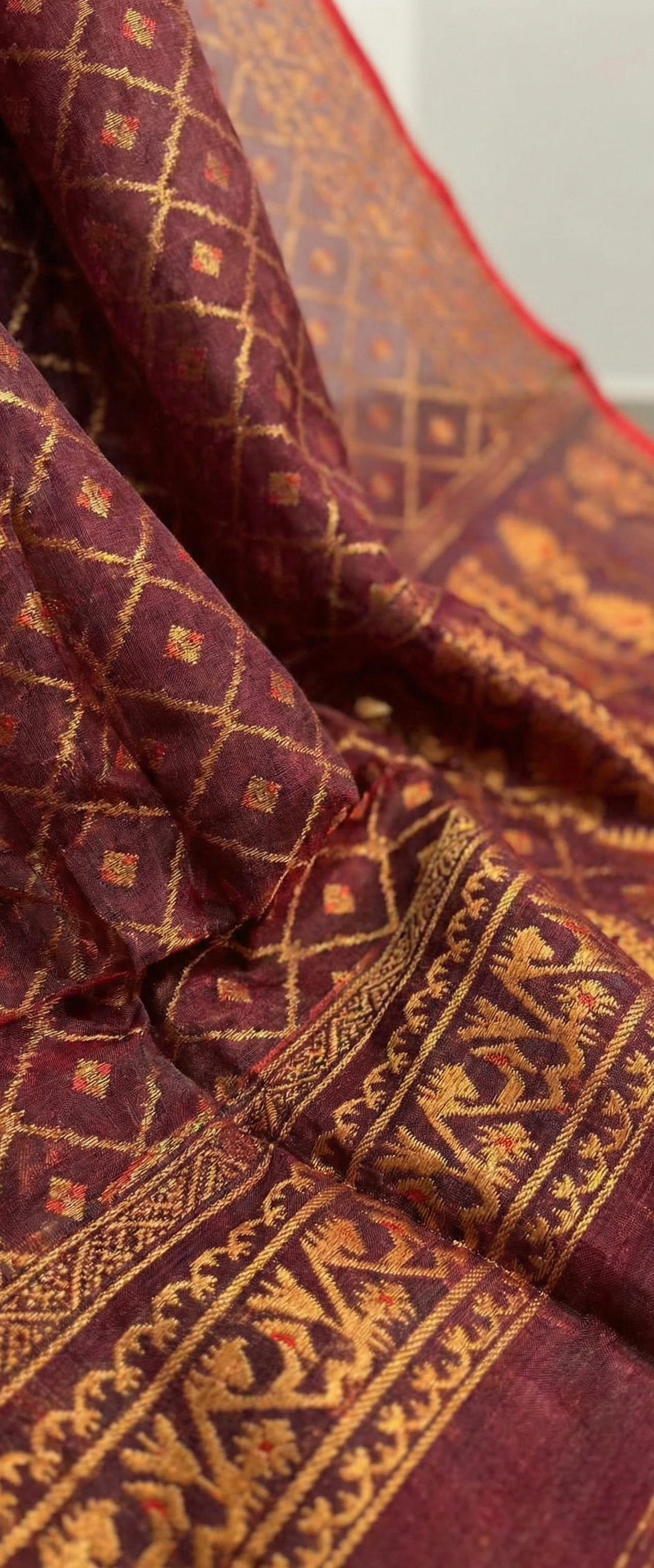 Premium Dhakai Jamdani Saree with Zari Work | Maroon & Gold Handloom Weaving | Traditional Festive Saree with Blouse Piece