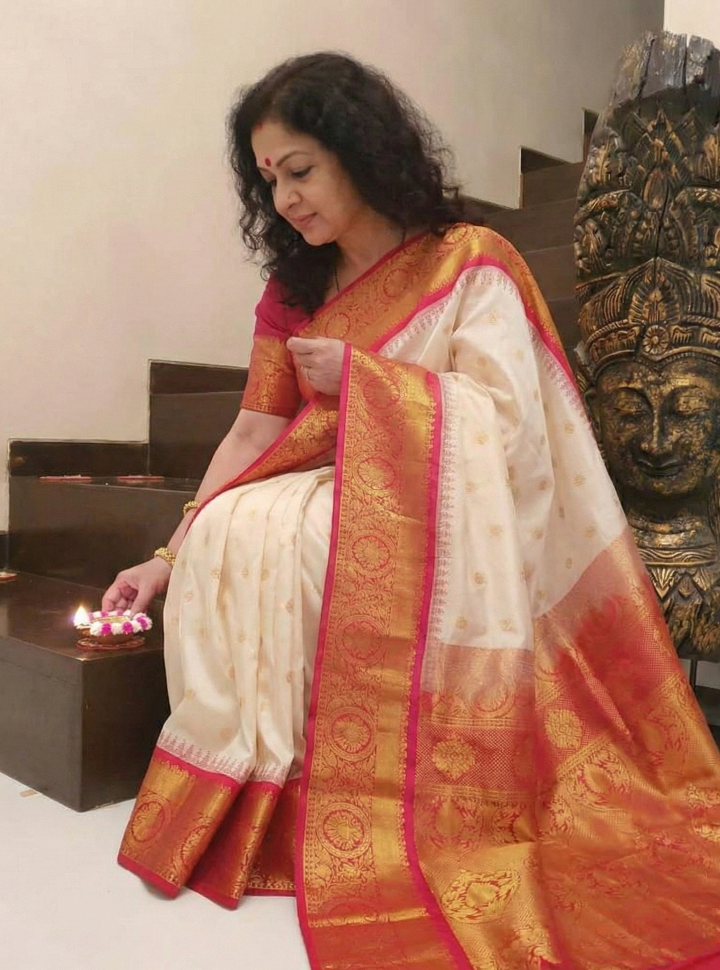 Soft Lichi Silk Saree with Rich Contrast Jacquard Border & Matching Jacquard Blouse