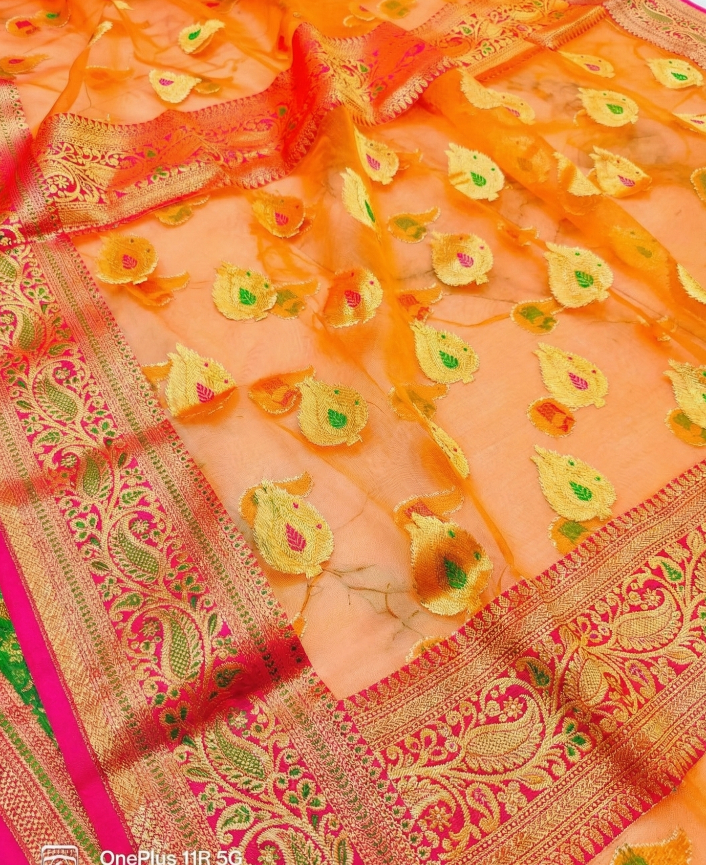 Pure Muslin Mina Banarasi Saree | Premium Muslin Banarasi Saree with Zari Weaving & Blouse Piece