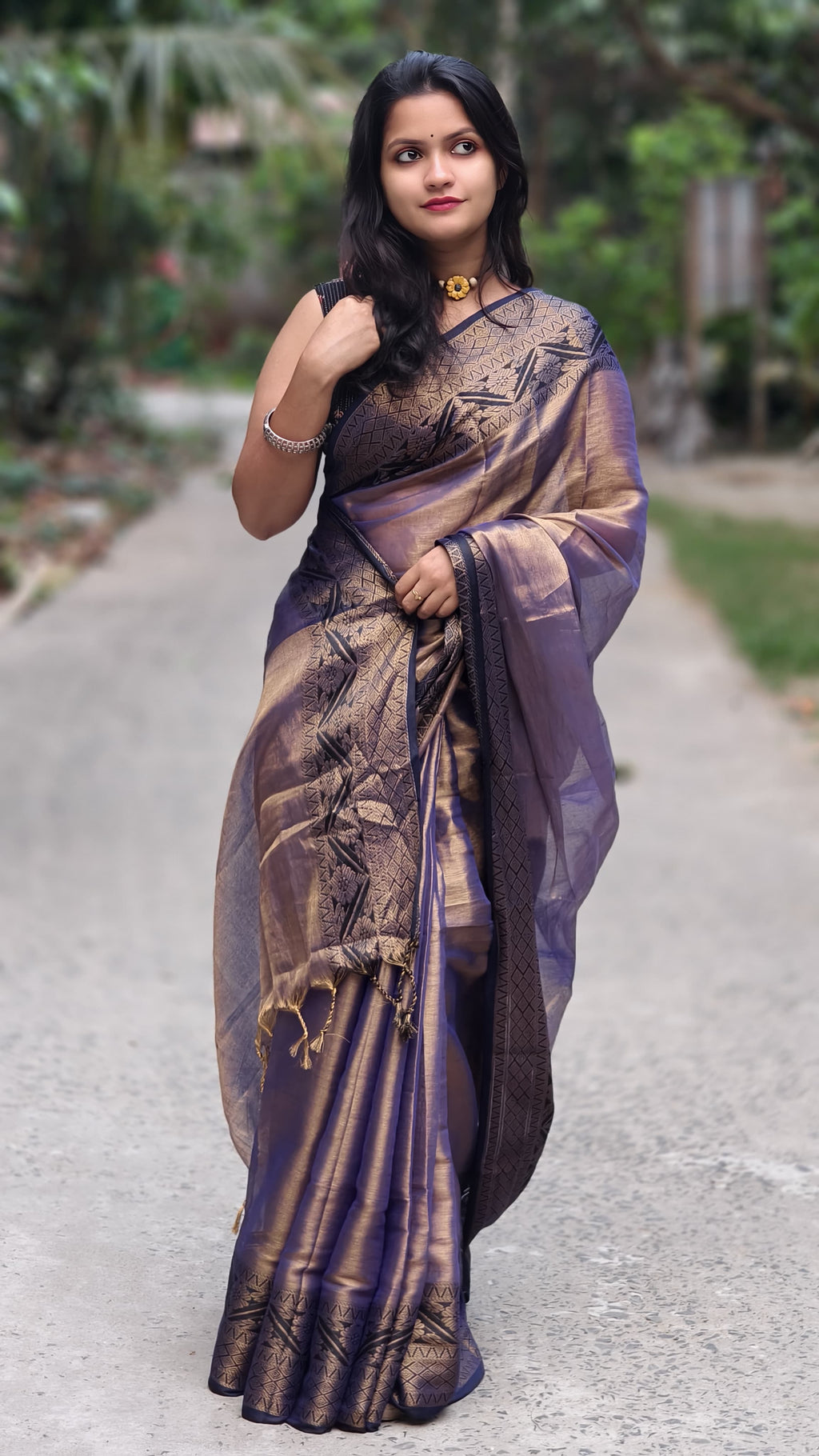 Elegant Purple & Gold Tissue Handloom Saree