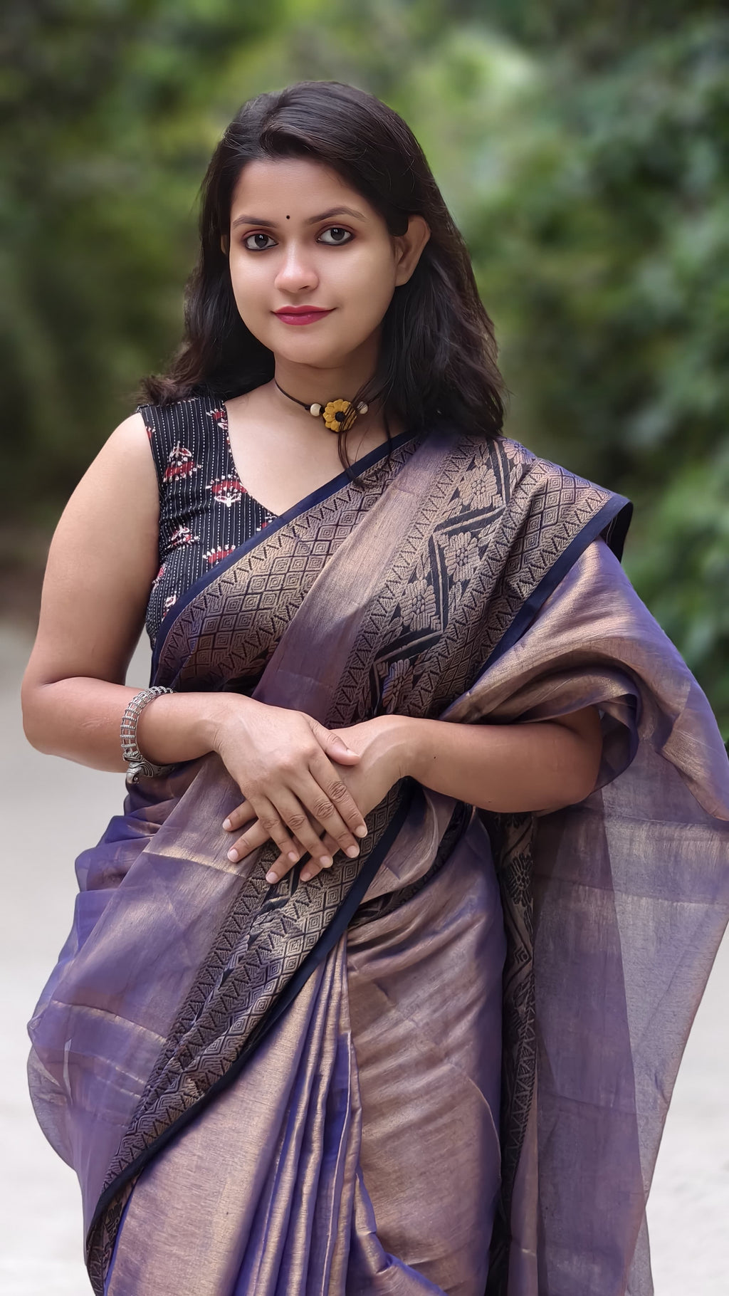 Elegant Purple & Gold Tissue Handloom Saree