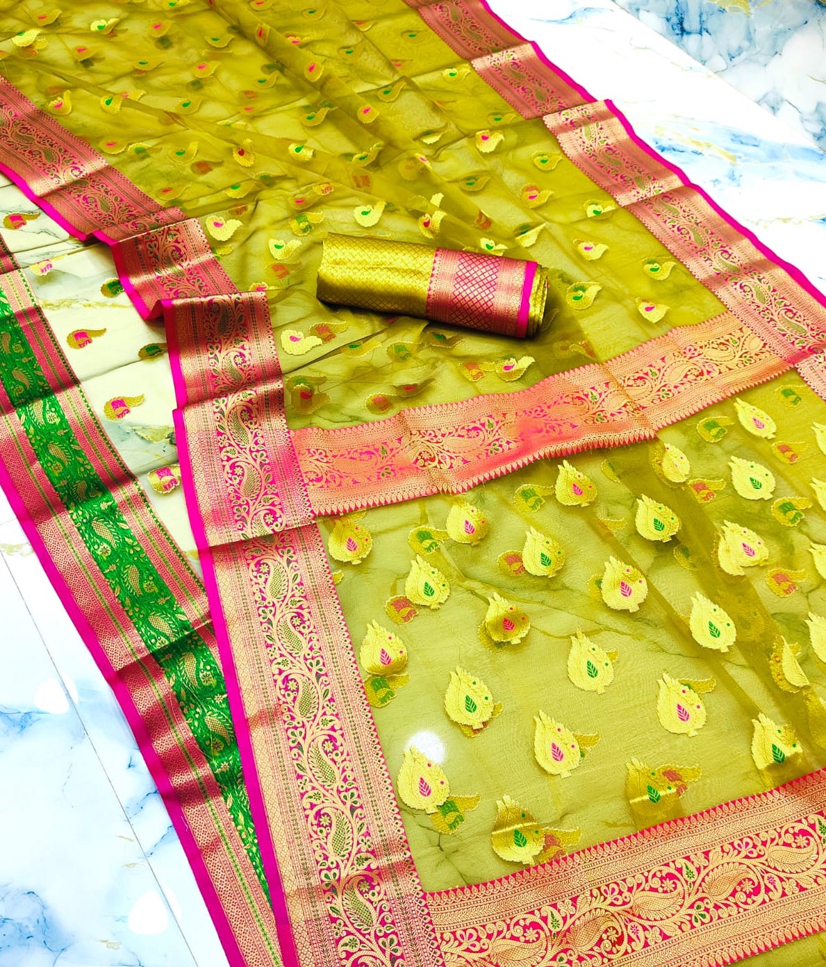 Pure Muslin Mina Banarasi Saree with Zari Weaving Border & Matching Blouse Piece